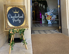 Wonderland Party Prop Hire_edited.jpg