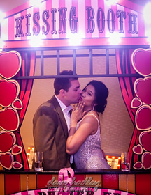 kissing booth prop hire uk