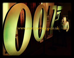 007 Logo Prop in Gold