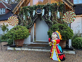 Fairytale, foliage Entranceway