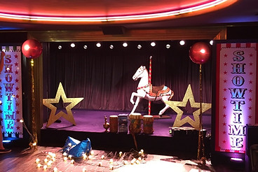 gold glitter stars, showtime circus prop