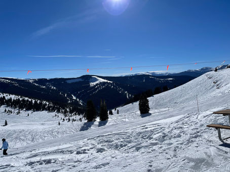 First Day opening at Vail Mountain Back Bowl December16,2023