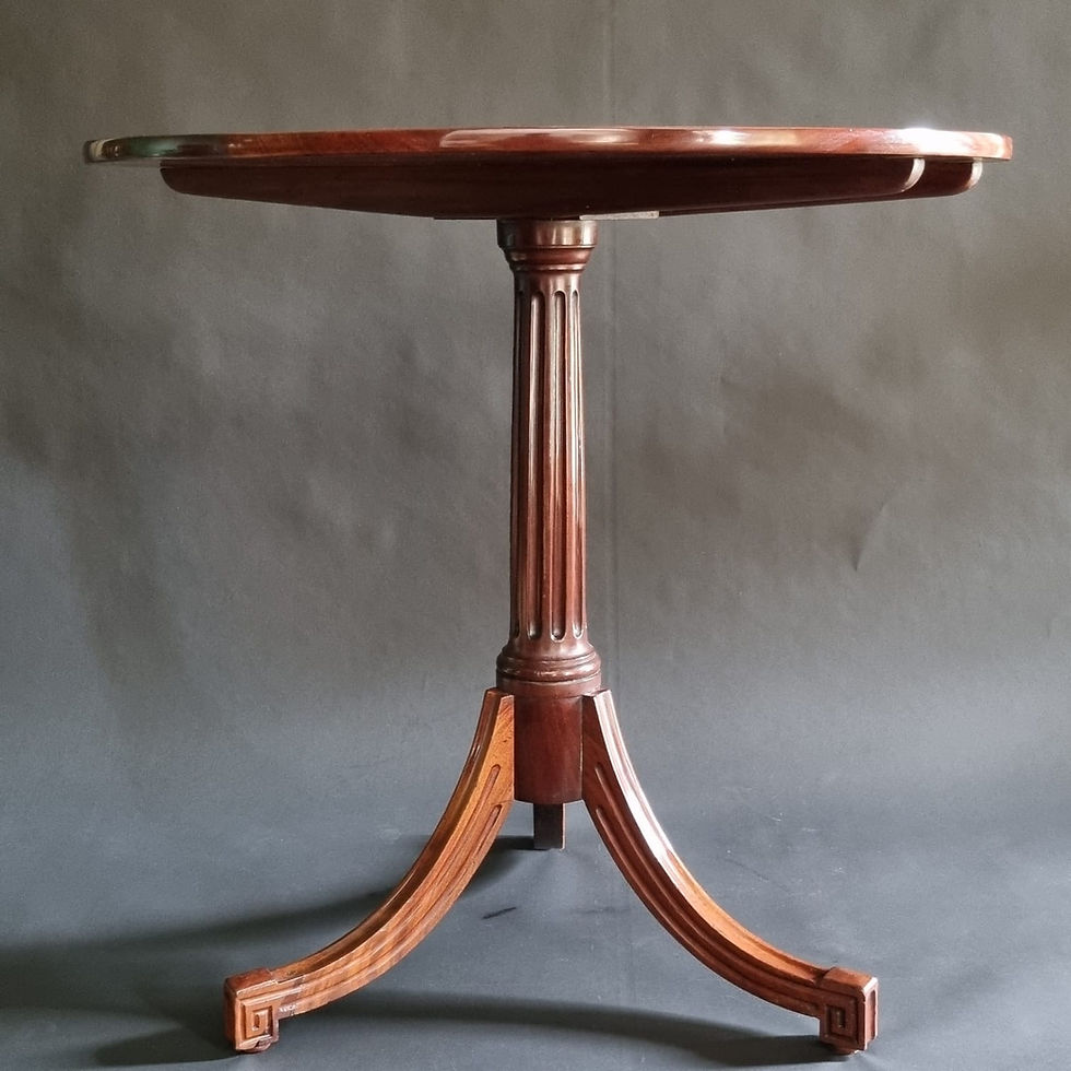 Thumbnail: Bernard Molitor, Guéridon «  à la grecque » estampillé d'époque Louis XVI.