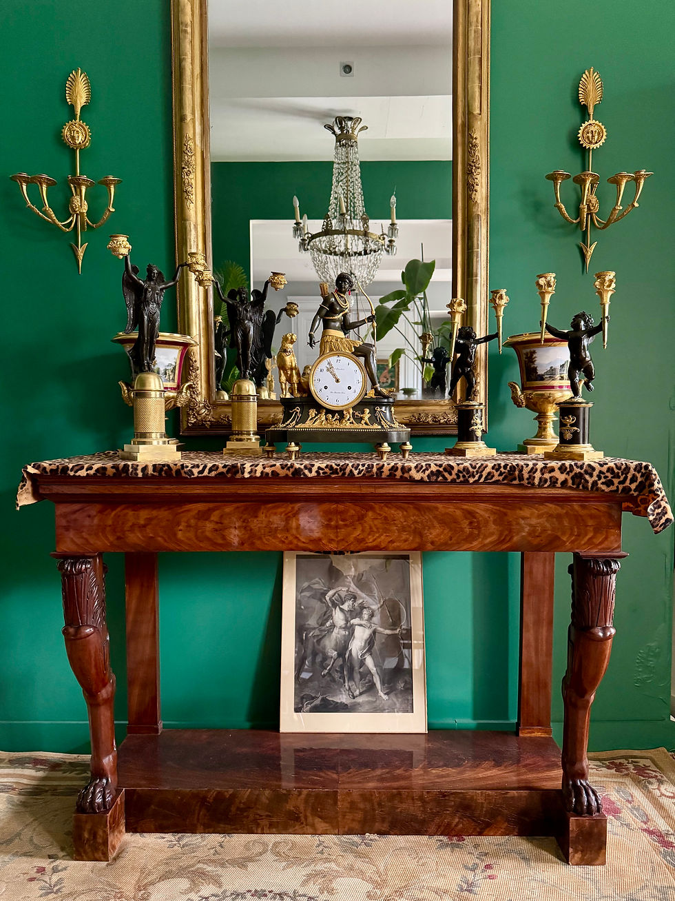 Thumbnail: Rare console desserte à l'Antique en acajou massif, d’époque Empire-Consulat