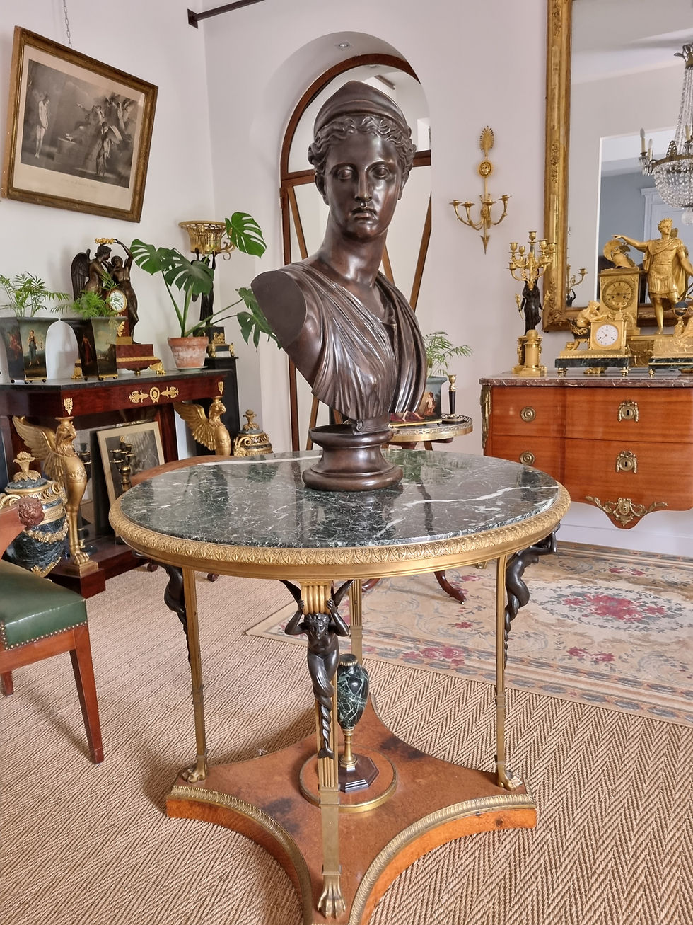 Thumbnail: Spectaculaire buste en bronze de « Diane de Versailles » , XIXe siècle.