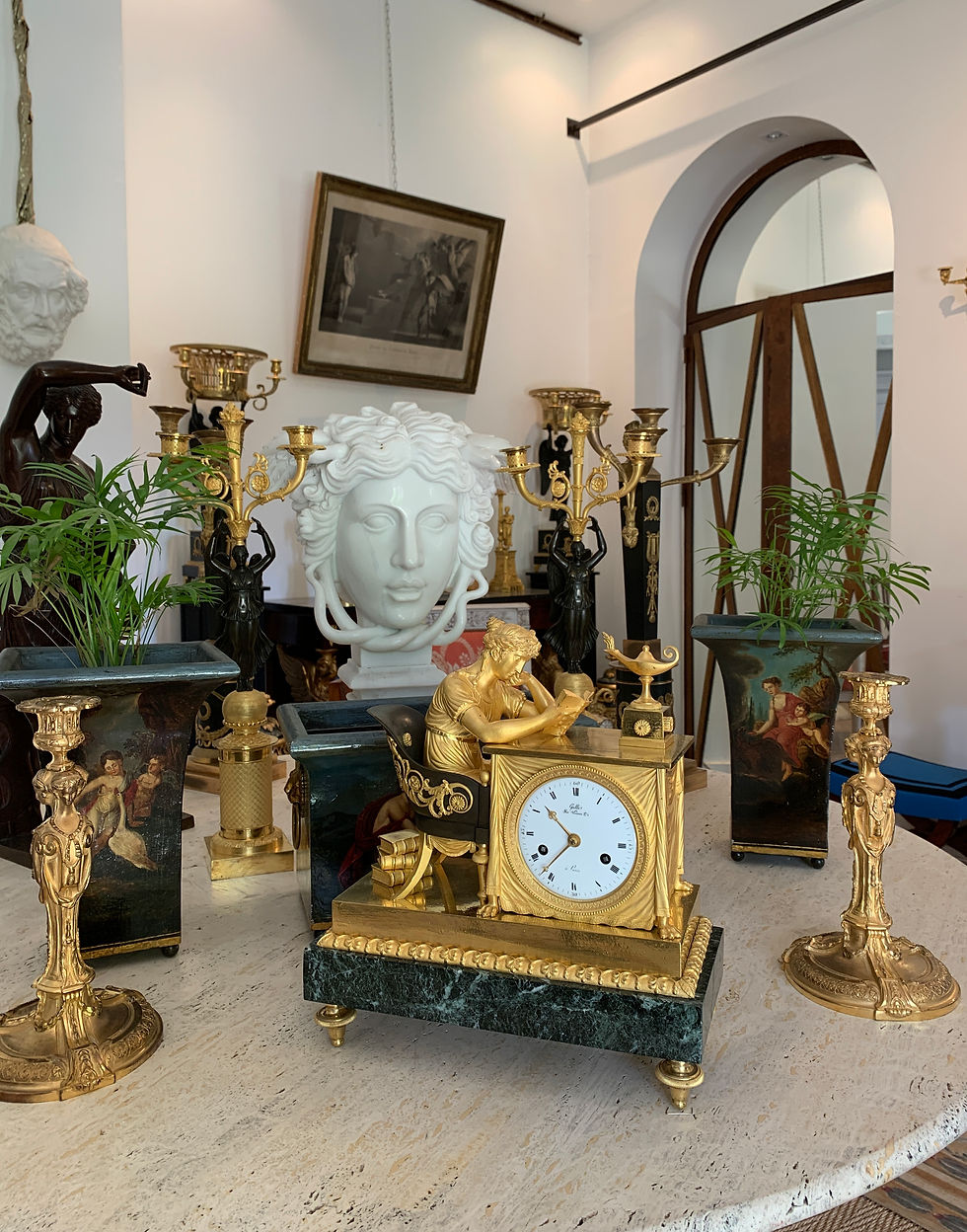 Miniature : Claude Galle, signé : Pendule "La Liseuse", d'époque Empire.