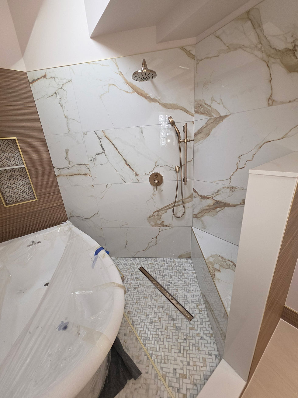 BATHROOM RENO