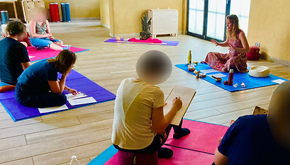 tantra massage in limburg, tantra voor koppels, tantra retreat, tantra massage cursus voor koppels, relatietherapie in limburg, relatietherapeut, intimiteitscoach, betere relatie met je partner, betere communicatie in relatie, tantra koppels relatie, retreat koppels