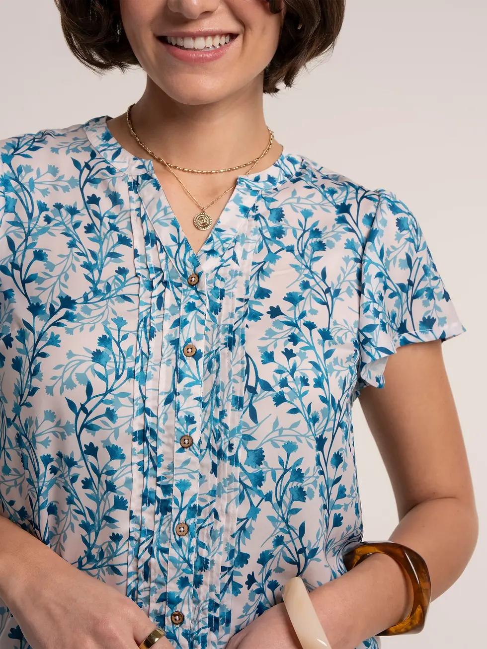 Thumbnail: BRAKEBURN Bianca Floral Blouse in Cream and Blue