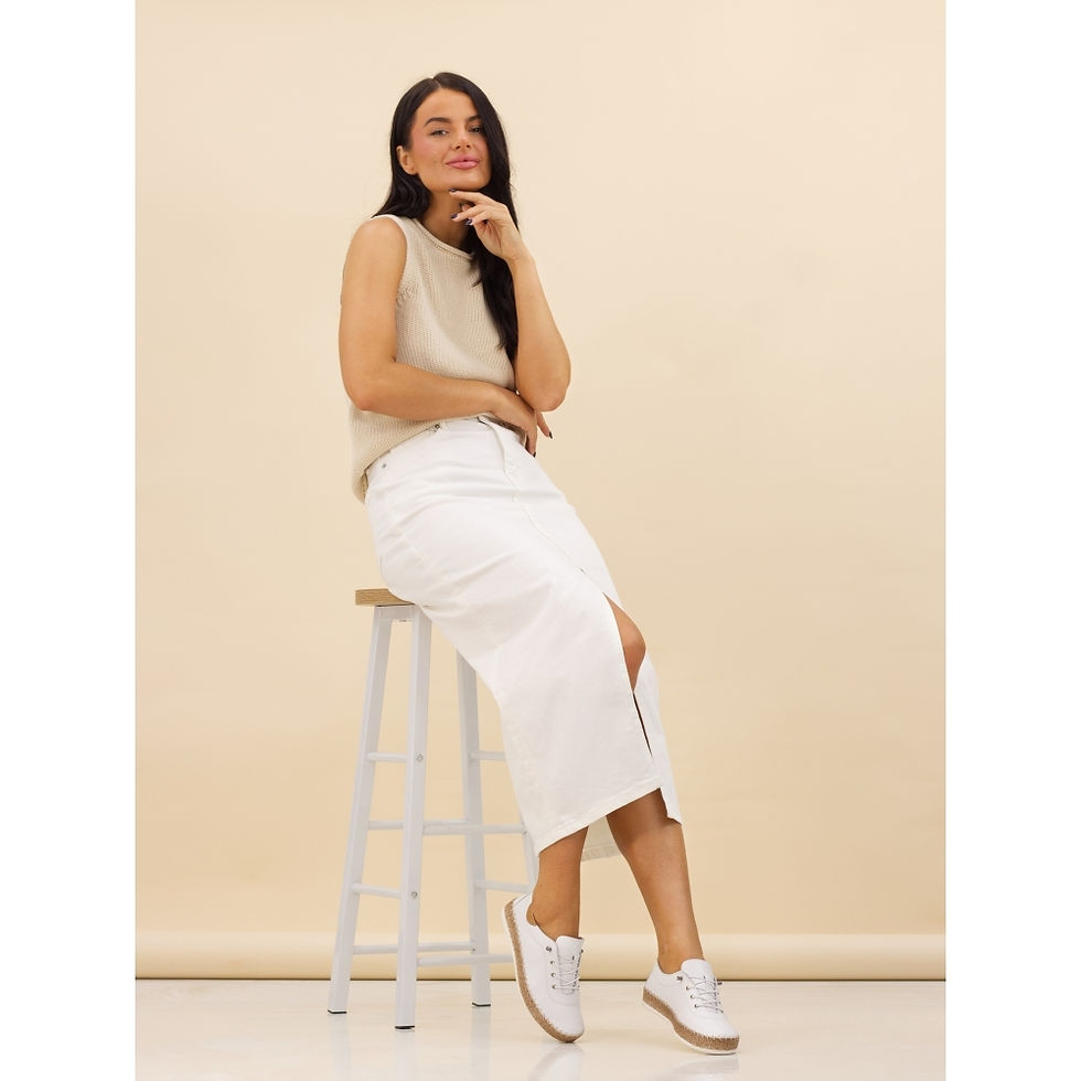 Thumbnail: Evie Leather Plimsolls in White by Lunar (FLE050WT)