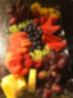 Fresh Seasonal Fruit Tray 