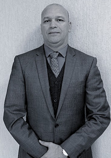 Dr. Marcelo Oliveira