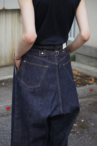 別注 APOCRYPHA. 2TUCKS WIDE BAGGY DENIM PANTS - INDIGO