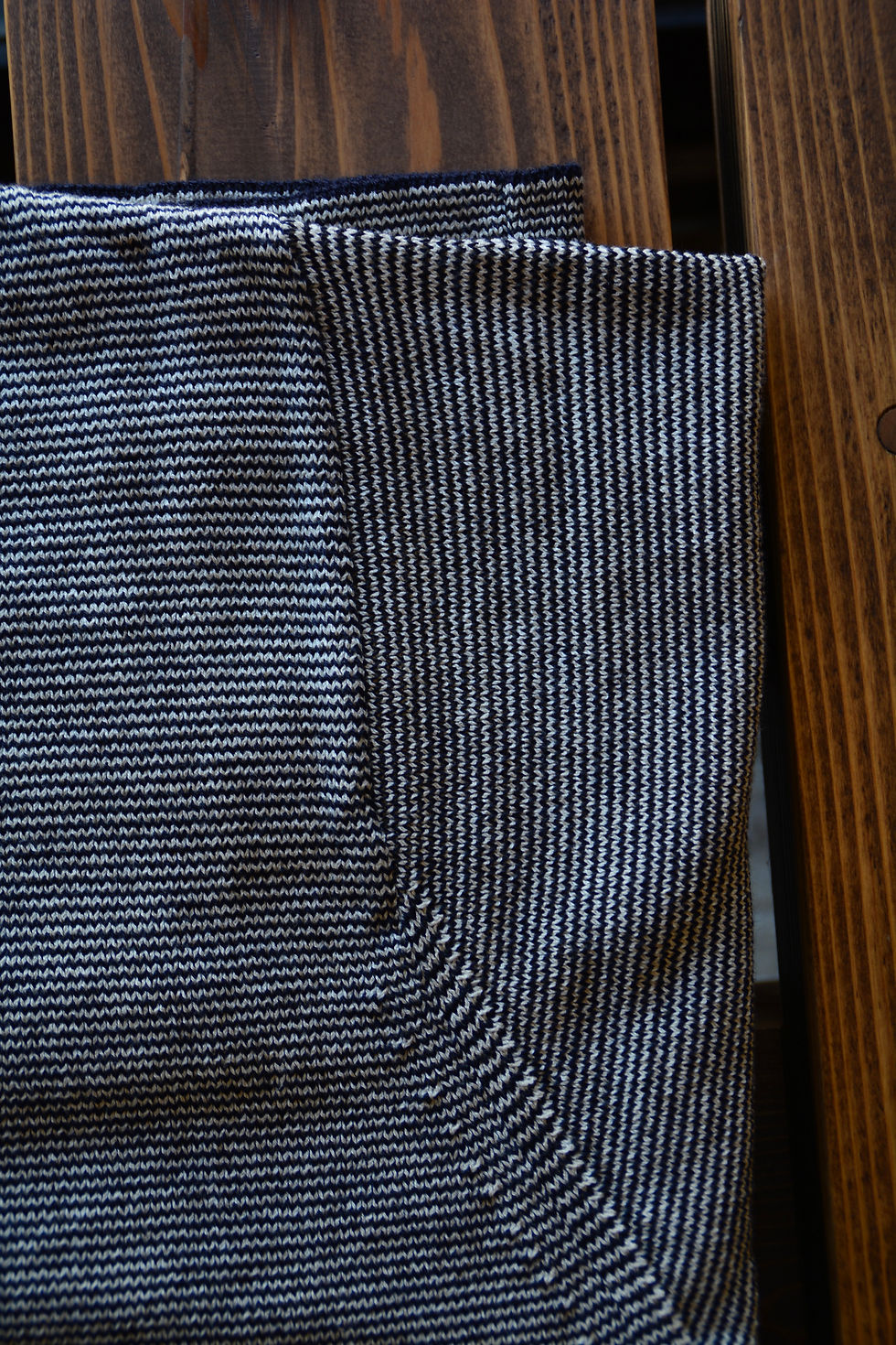 Thumbnail: 【26AW】Yonetomi NEW BASIC  - WOOL COTTON NEW BORDER KNIT - NAVY