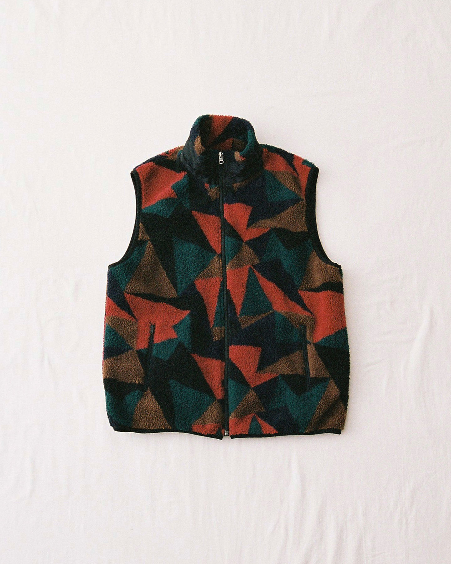 【25AW】The DUFFER NEPHEWS JACQUARD BOA VEST - MULTI