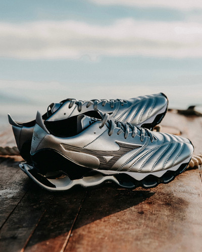 26SS】MIZUNO WAVE PROPHECY MORELIA NEO - SILVER | NOUVERTEmagazine