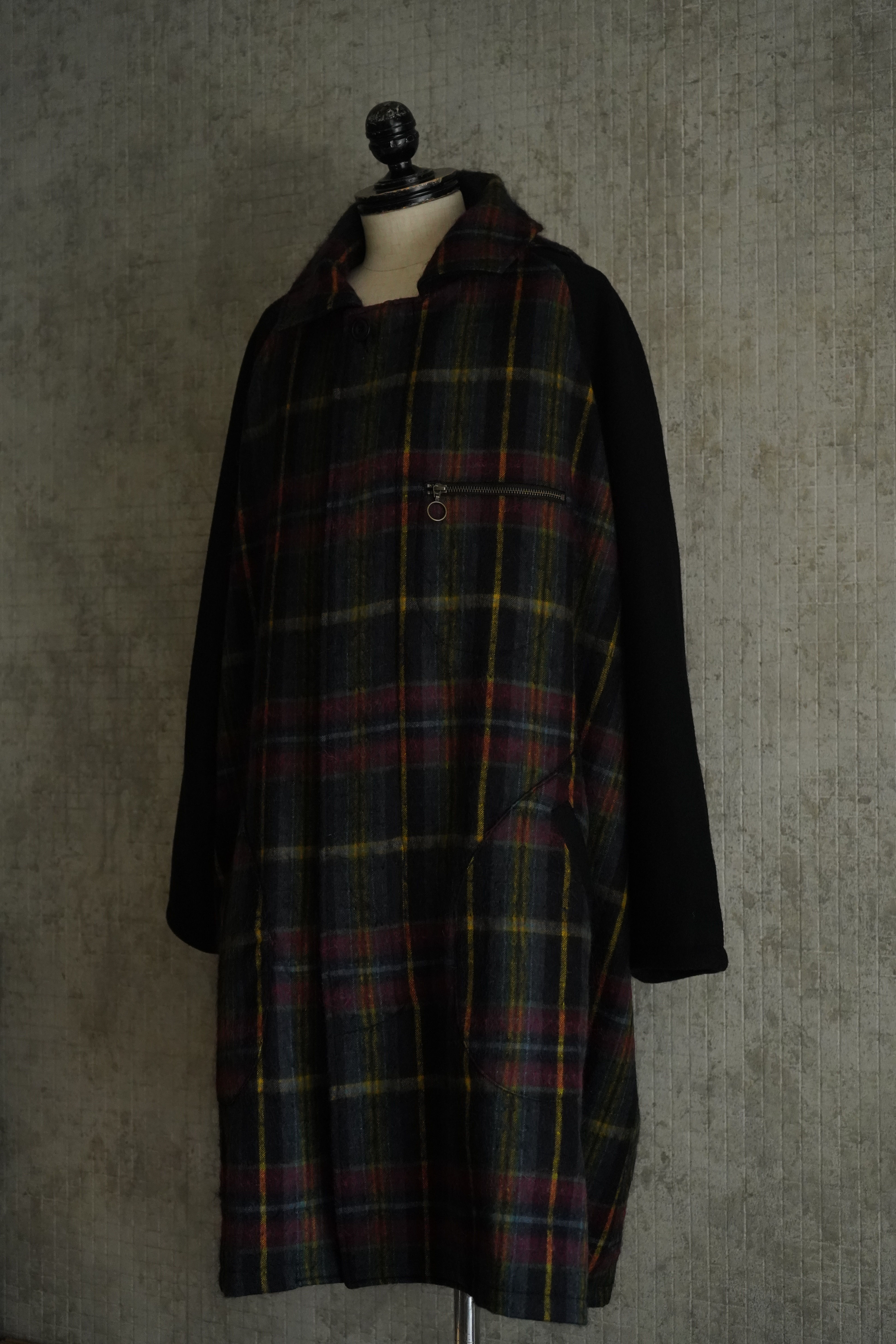 【25AW】NICHOLAS DALEY SLYGO MAC - BLACK