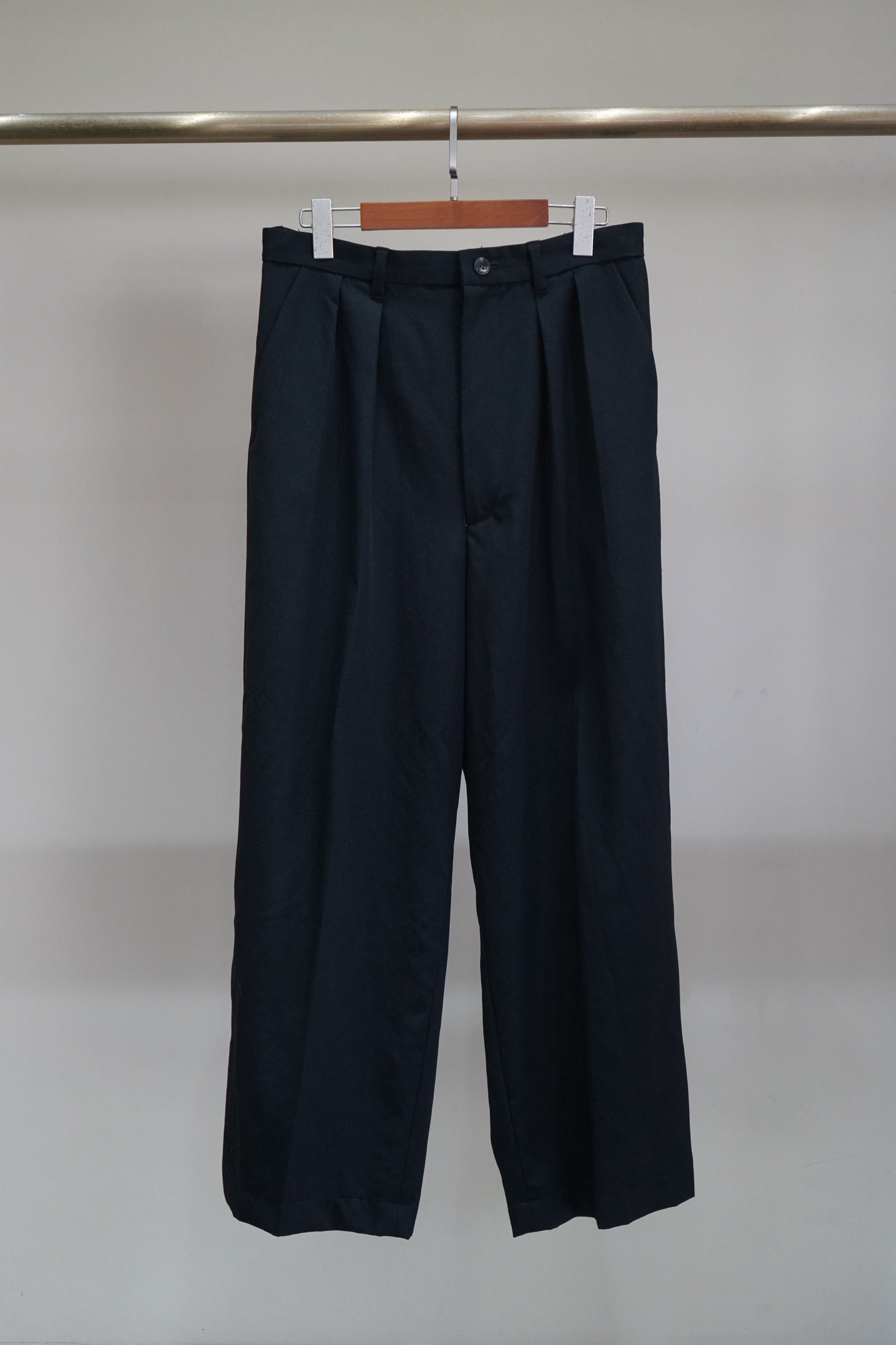 【内金50%分 予約商品 26AW】 from Argleton Sweep pants - Black
