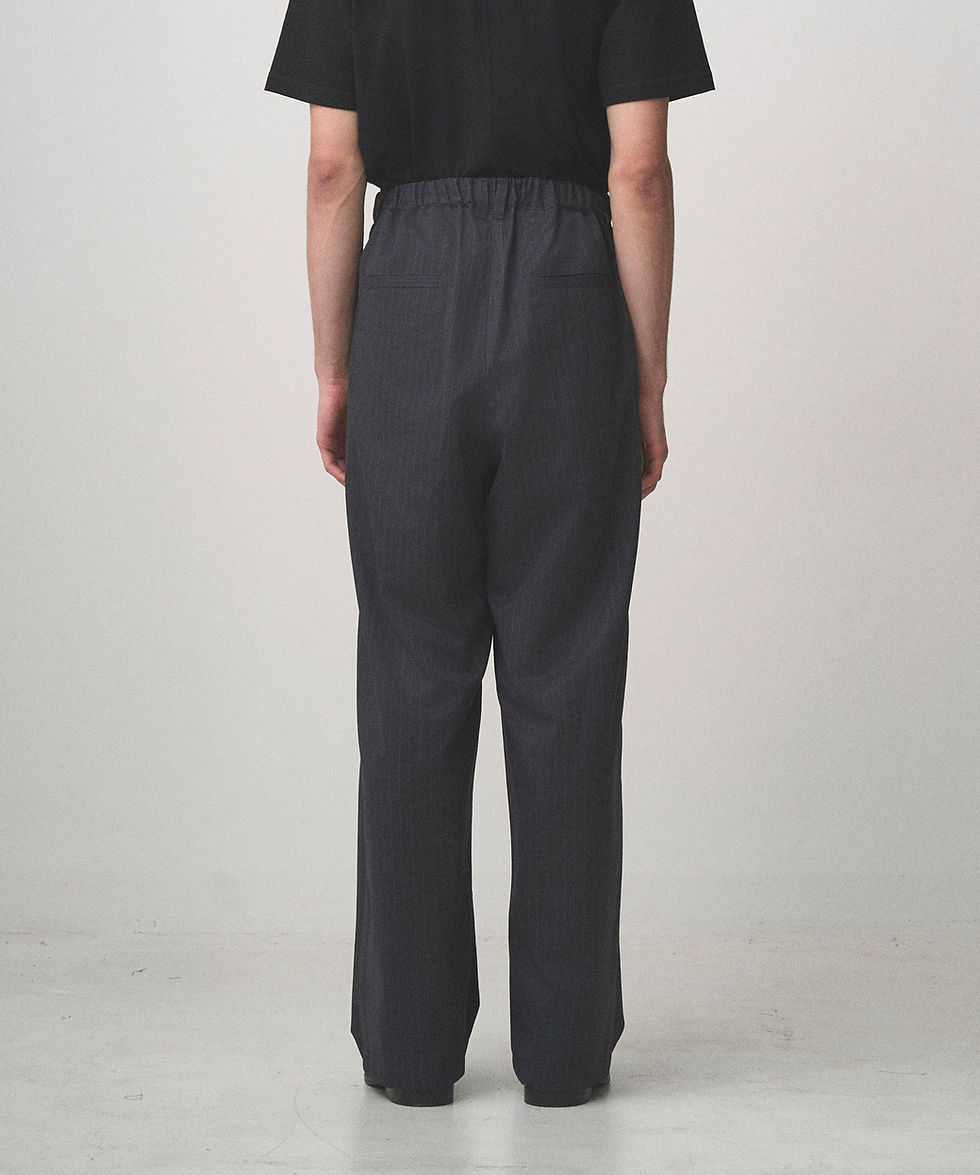 Thumbnail: 【26SS】JUHA 2TUCK WIDE PINSTRIPE PANTS - CHARCOAL