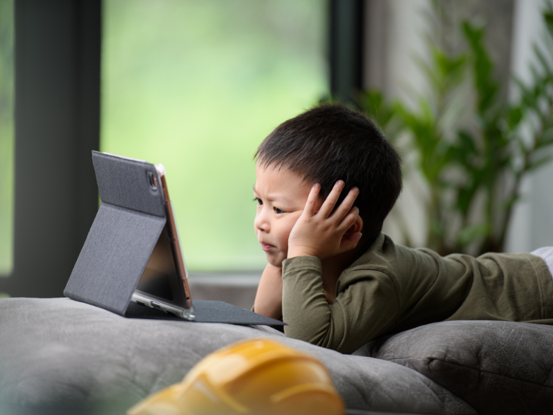 Finding Balance: Healthy Screen Time Guidelines for Kids