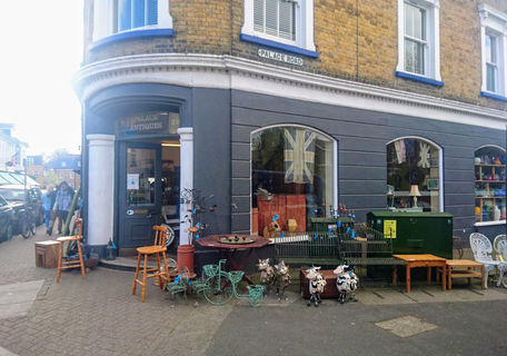 Palace Antiques - Hampton Court