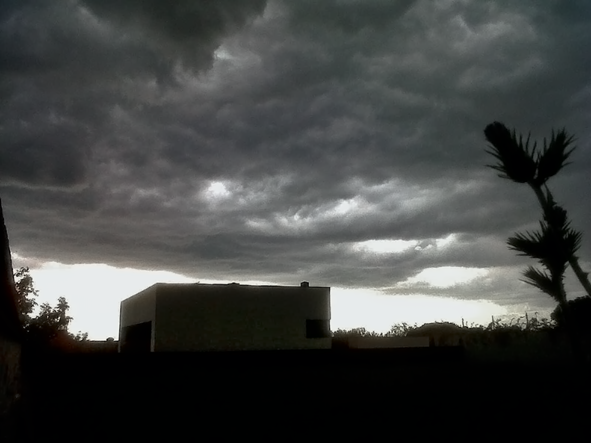 El cielo sobre nosotros