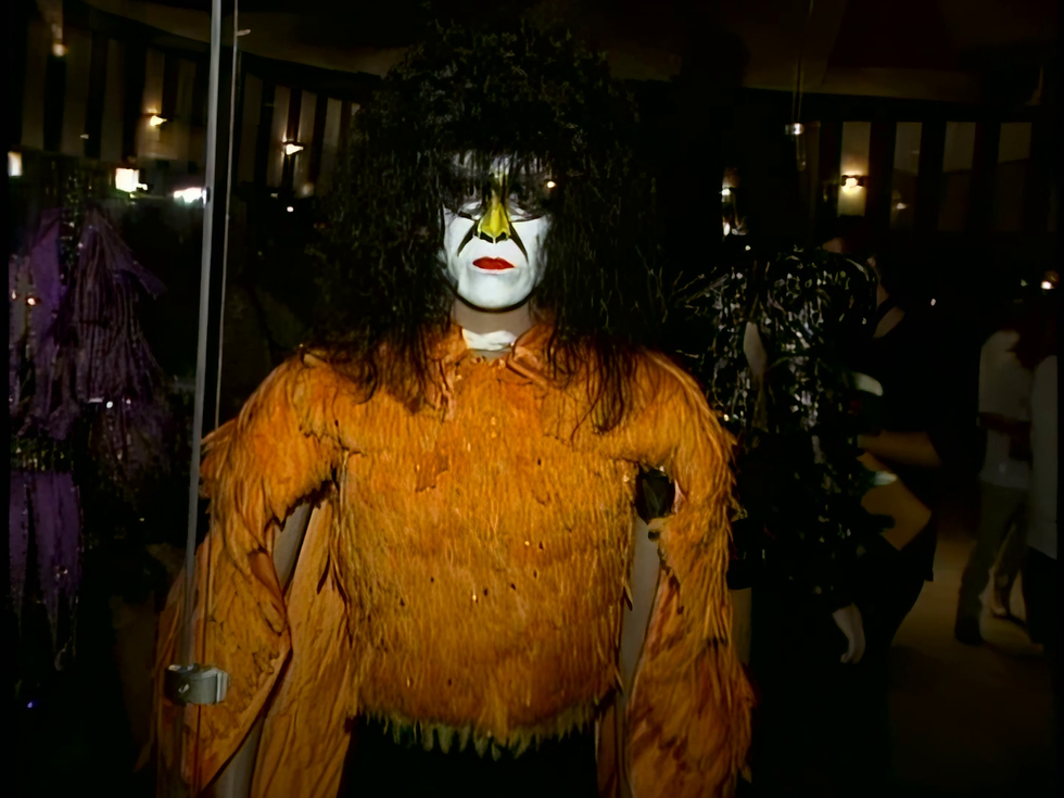ภาพขนาดย่อ: KISS MTV UNPLUGGED & UNCUT REMASTERED