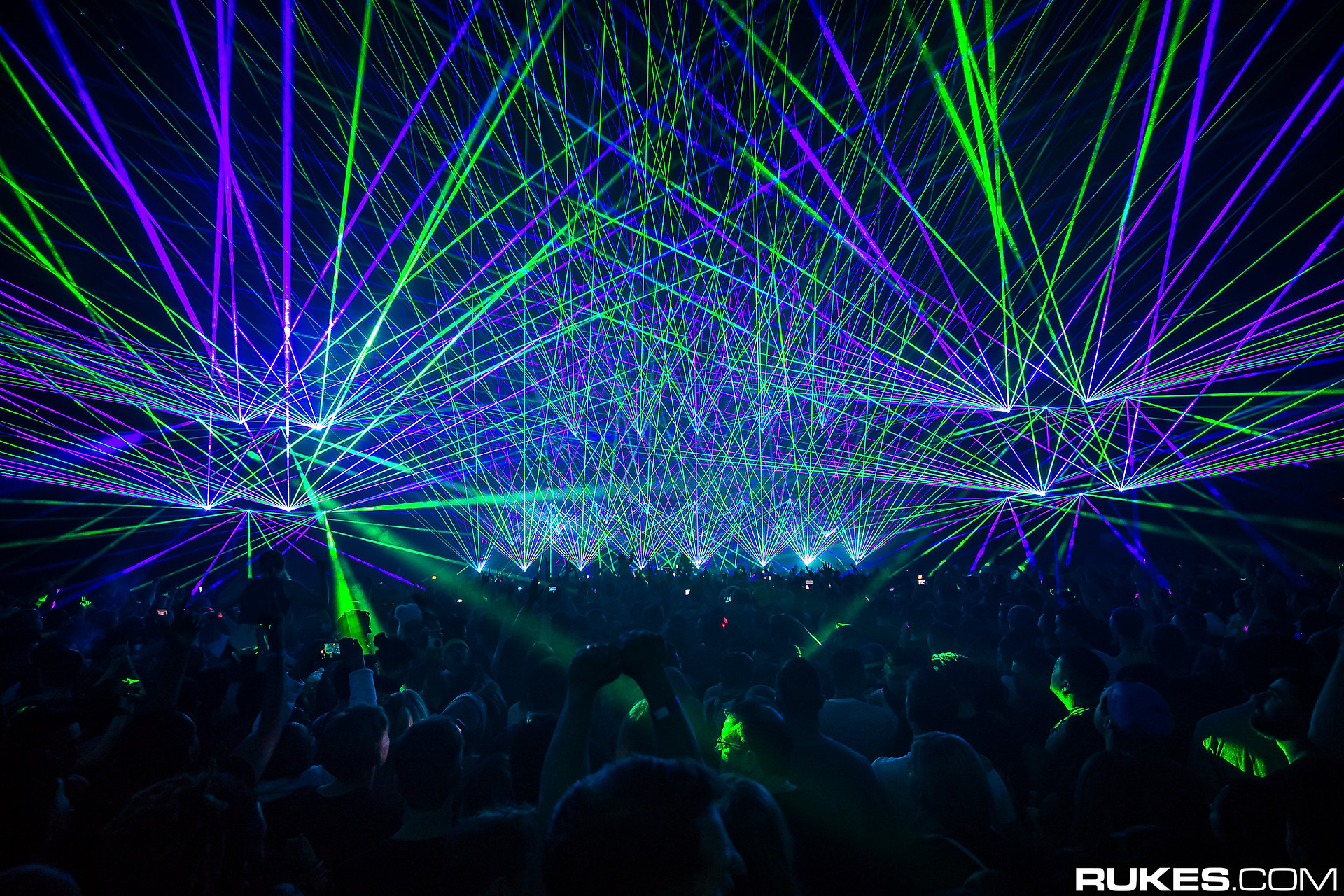 Professional Laser Beam Shows Dynamic FX