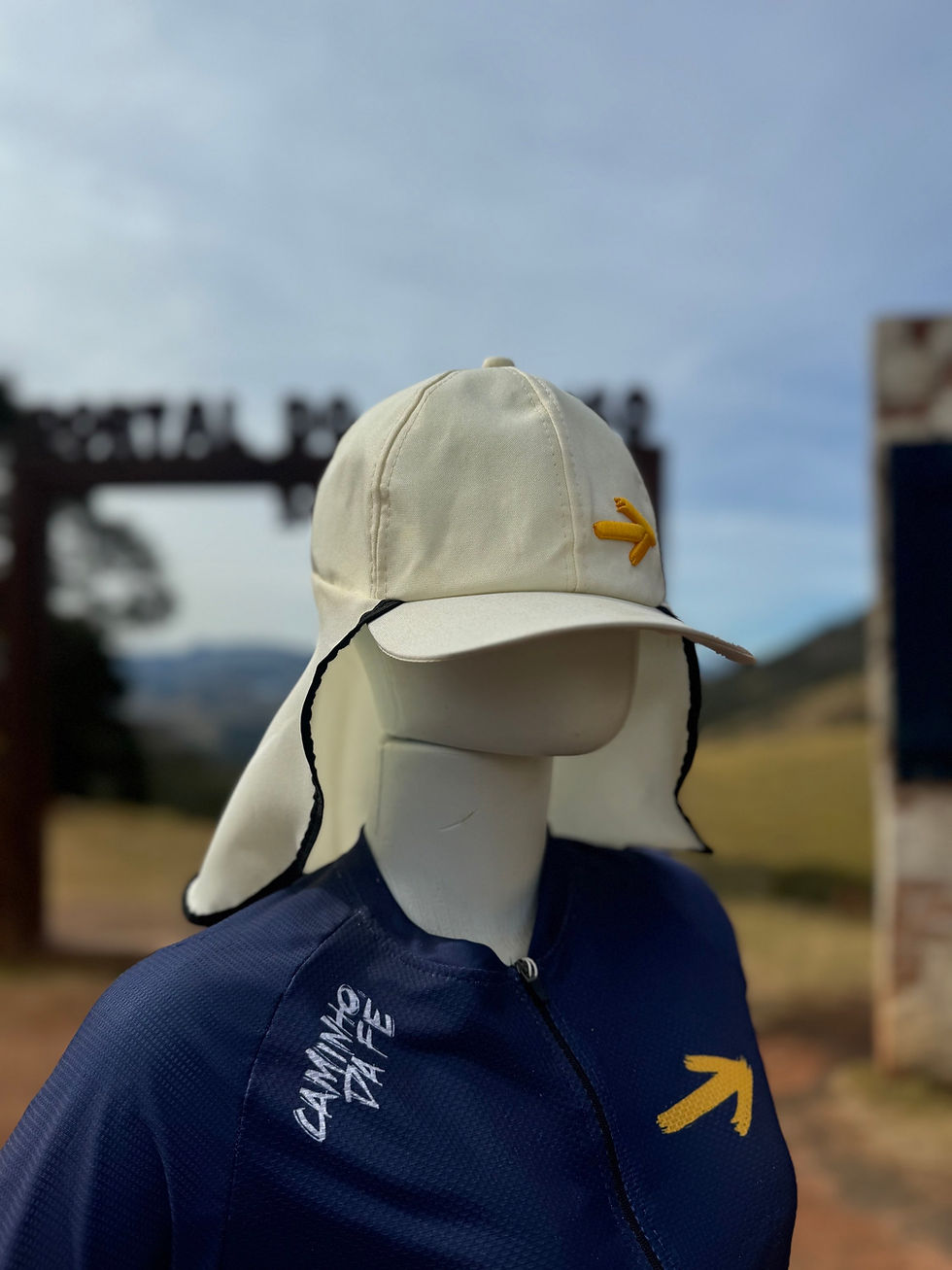 Miniatura: Boné com protetor de pescoço 
