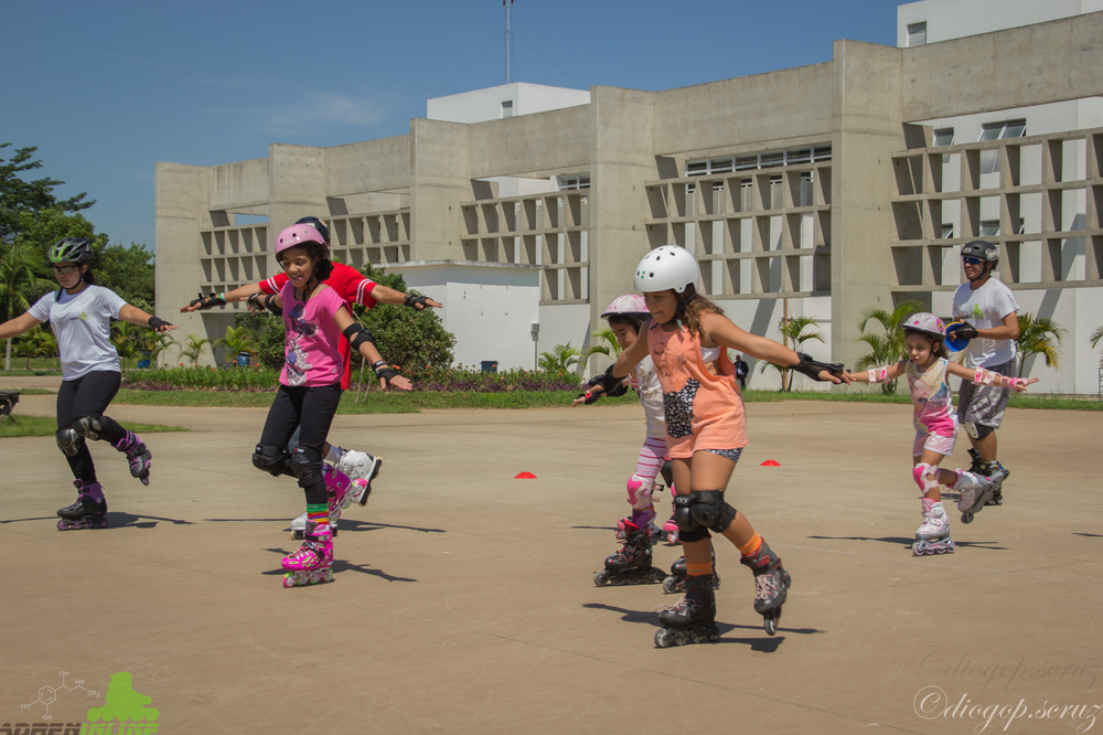 Brincadeiras com Patins