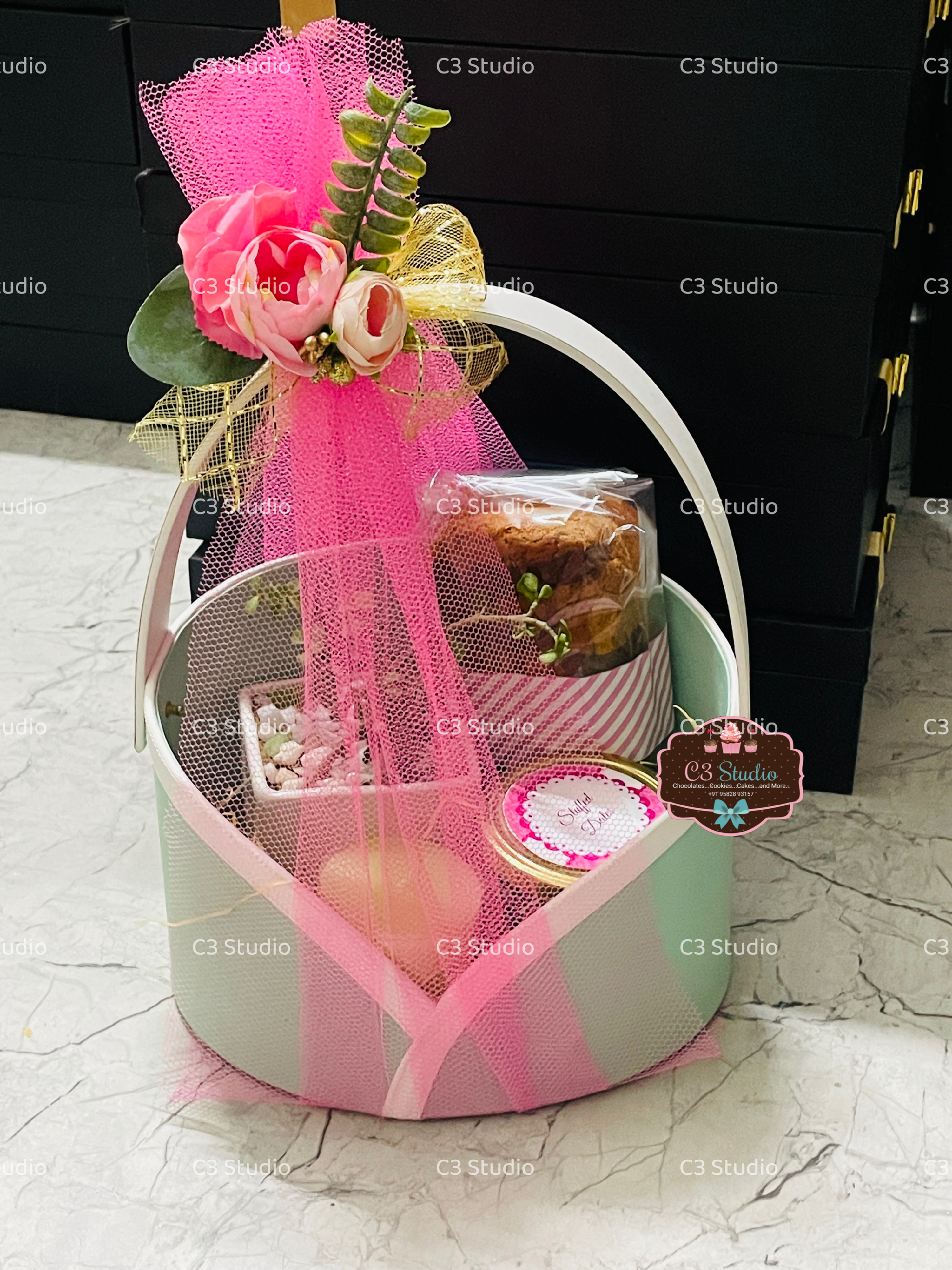 Return Smiles Hampers