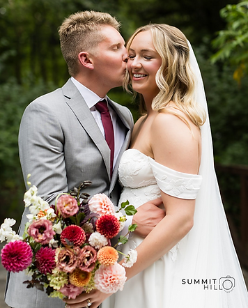 Libbie + Mat Sneaks-12_websize_edited.pn