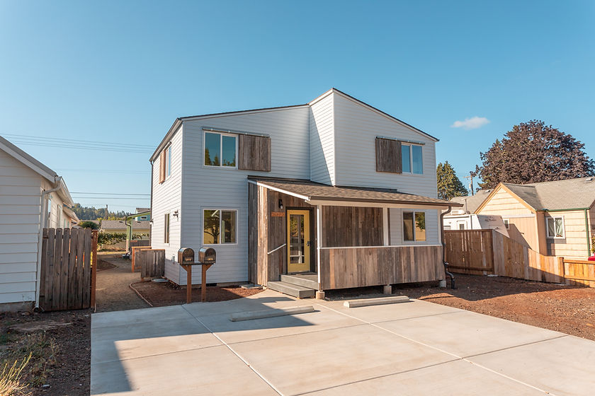 1075 C St. for screens (100,113)-300.JPG