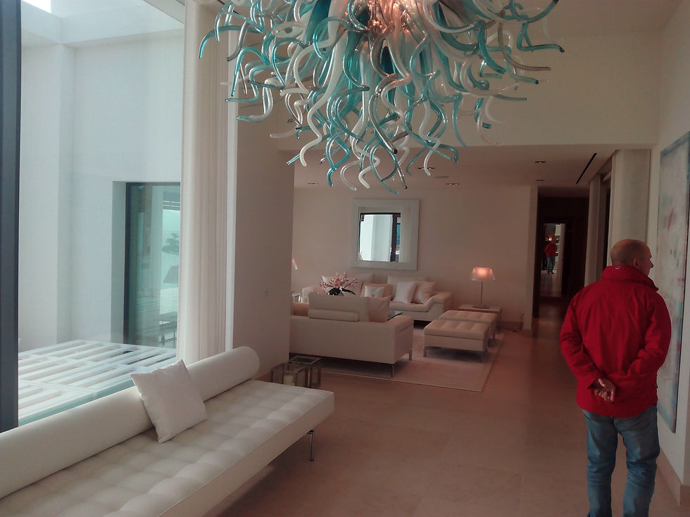 Second Lounge