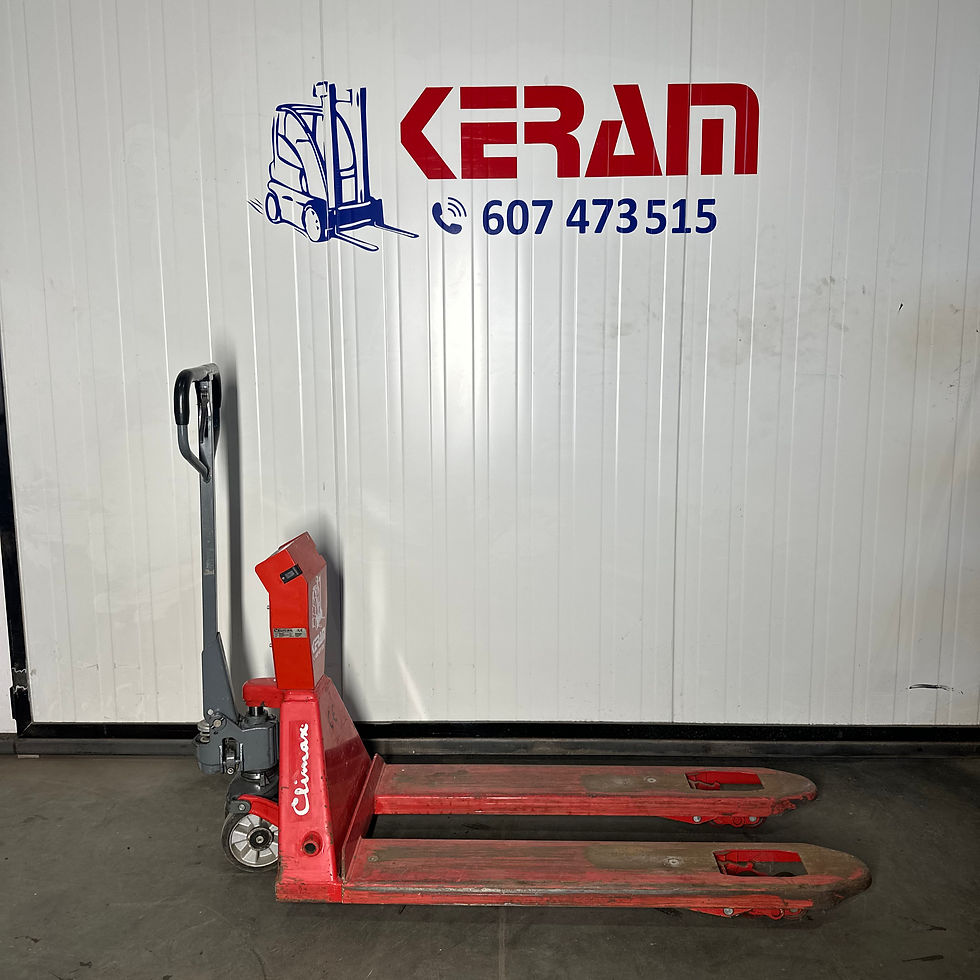 Paleciak ręczny z wagą CLIMEX