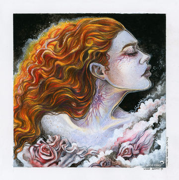 Une jeune femme de profil aux cheveux très roux a le cou percés de deux trous Dracula