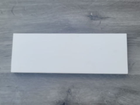 WOOD COLONIAL
1/2 x 5 1/4 x 16