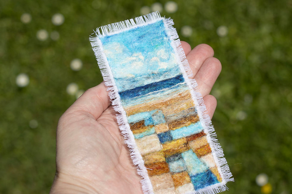 Sarah Ritchie's original needle-felted bookmark design, ‘Sands’.
