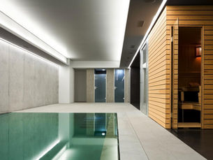 DECK LEVEL SWIMMING POOL DESIGN