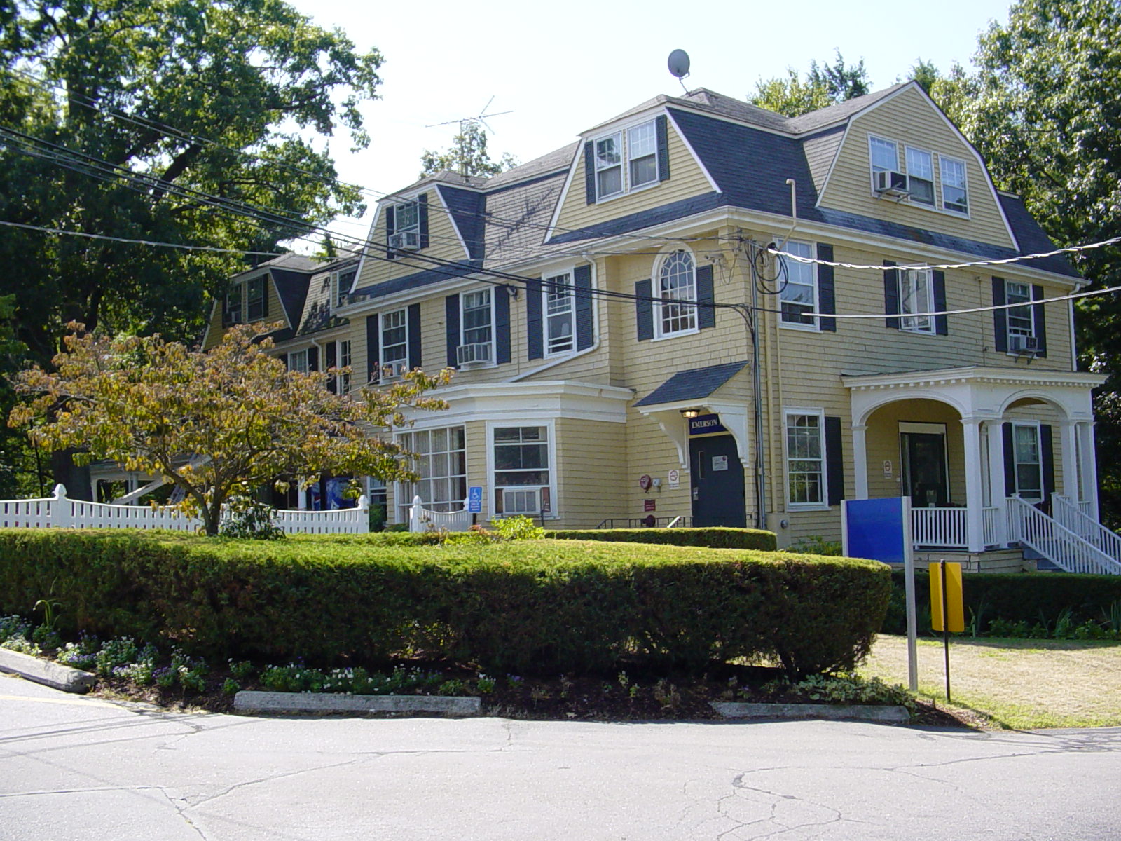 Bournewood Hospital About Us