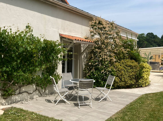 CAMELIA TERRASSE.JPEG