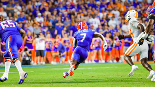 FLORIDA FOOTBALL: The Swamp Takes Over the First Half