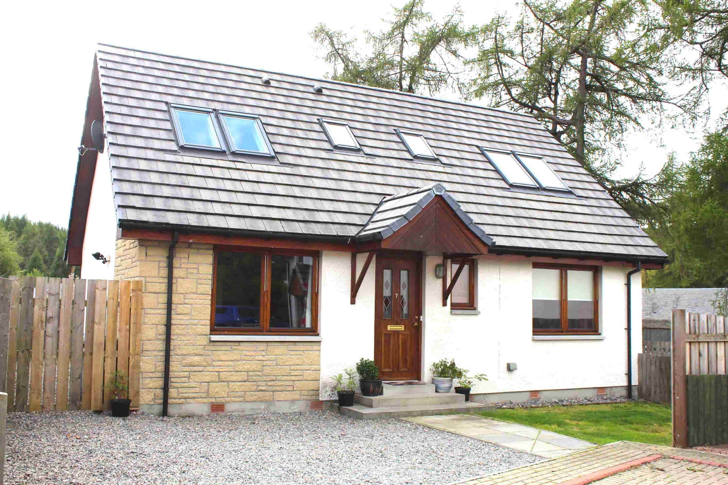 7 Mill View Melfort Estate Tomatin Holiday Cottage