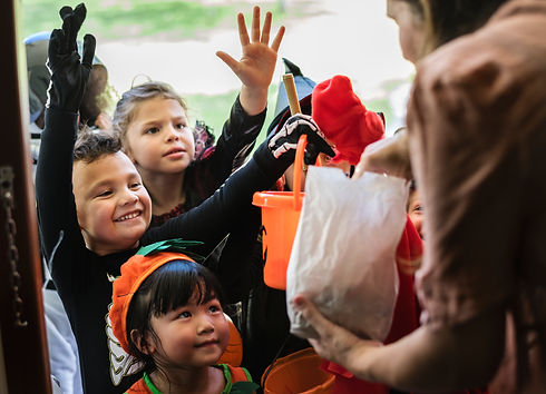 little-children-trick-treating-halloween.jpg