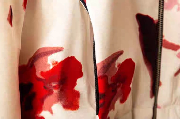 Thumbnail: Long sleeve chic floral print front zipped jacket