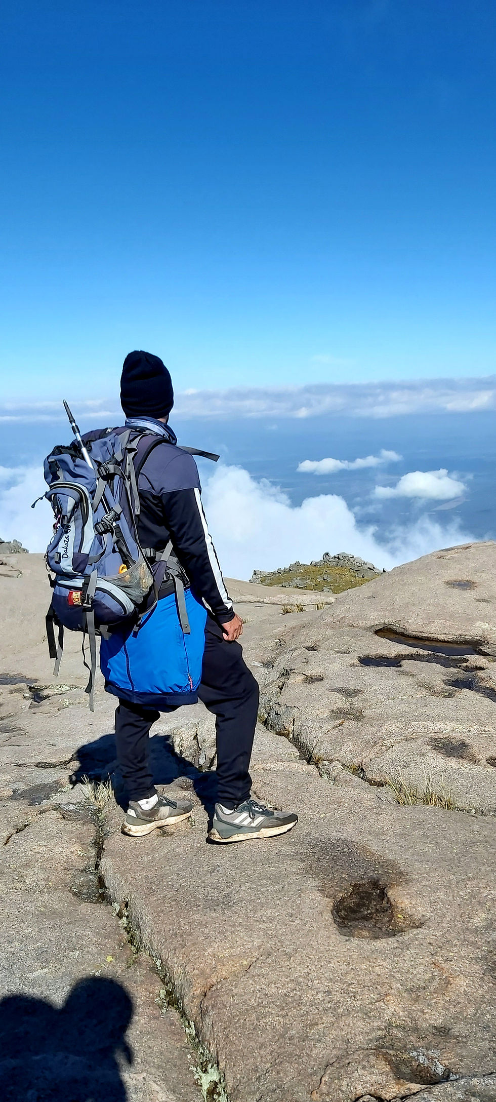 Miniatura: CHAMPAQUI "CONQUISTA LA CUMBRE"