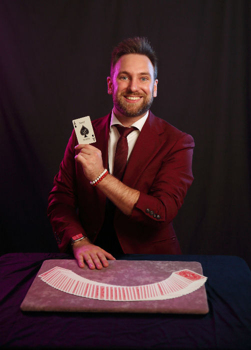 Jérémy ALLIMANN Meilleur Magicien Lyon