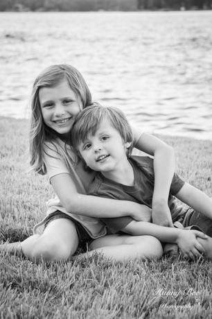 Lake Life + Sibling Portraits + Family Photographer