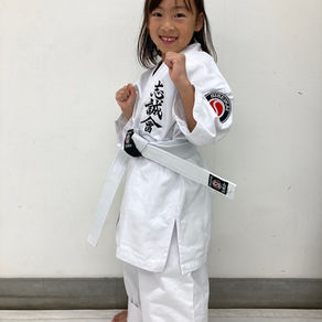 大田区 萩中 志誠會 空手 おねえちゃん入門!