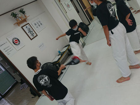 大田区 萩中 志誠會 空手 5.4級受験者 補習稽古2021.10.31